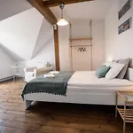 Manor House Inn,
