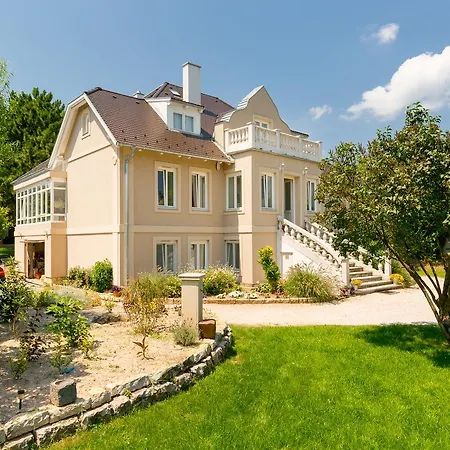 Panzió Manor House Inn, Csopak