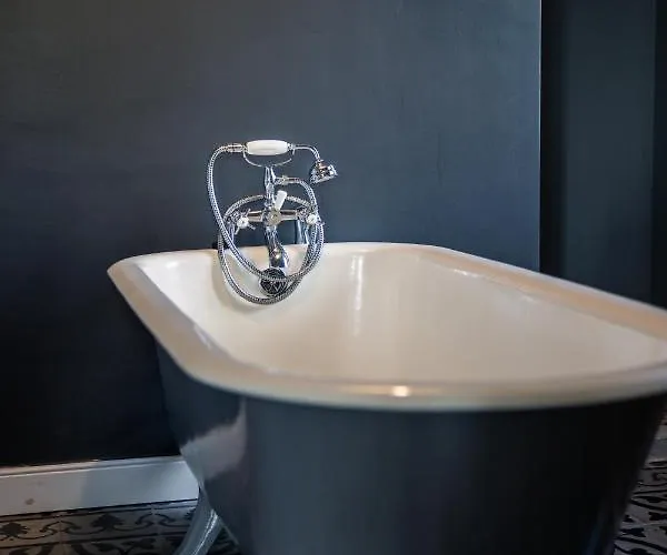 Manor House Inn, Bed and Breakfast