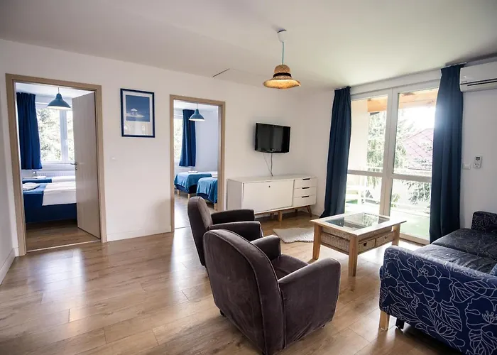 Manor House Inn, 3* Csopak