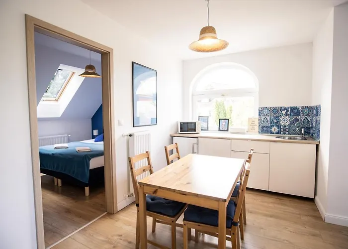 Manor House Inn, 3* Csopak