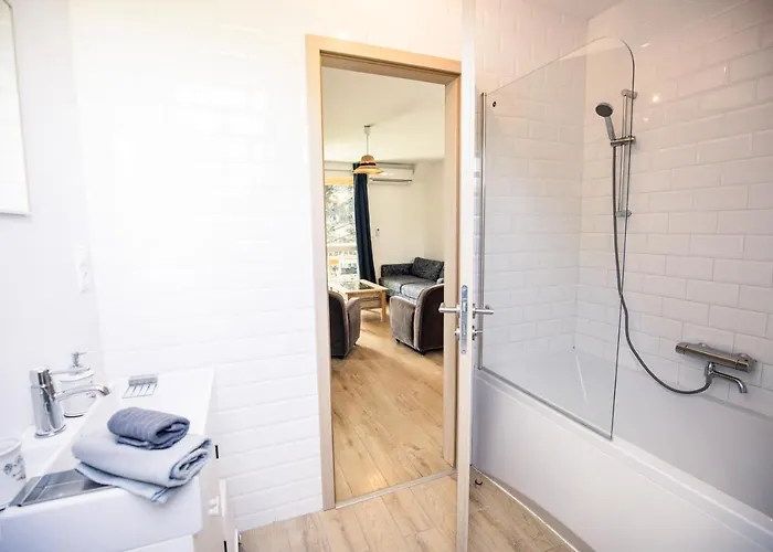 Couette-café Manor House Inn, 3*