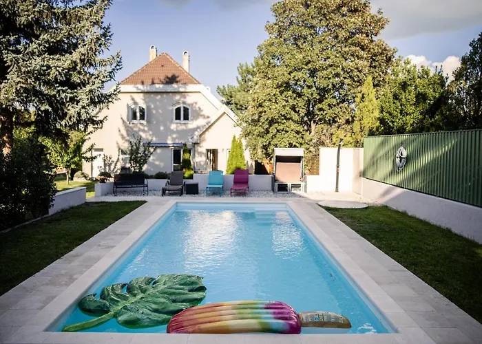 Couette-café Manor House Inn, 3*