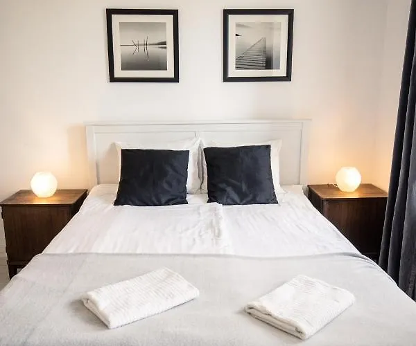 Manor House Inn, Csopak